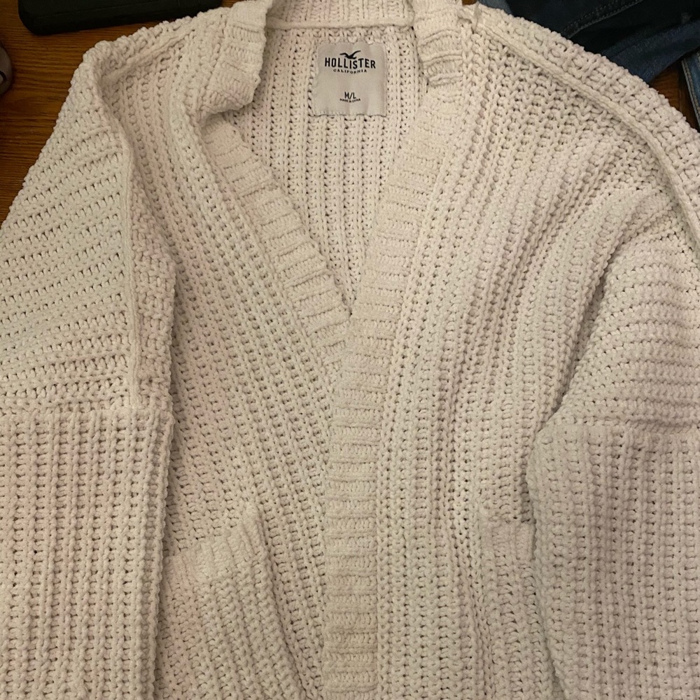 super cute cardigan